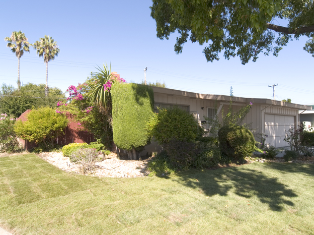 Picture of 706 Woodhams Dr 