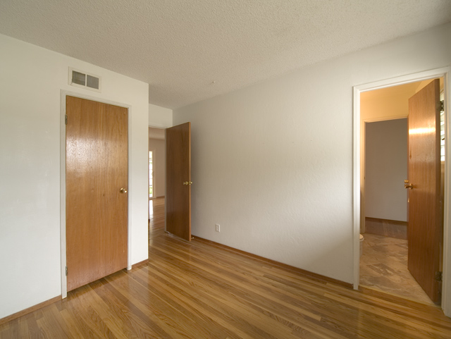 Denc  picture - 1016 Tulip Dr, Sunnyvale 94086