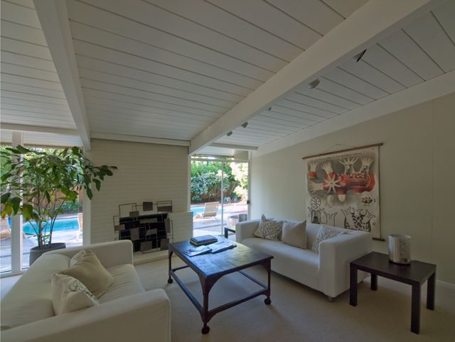 Living  picture - 1607 Channing Ave, Palo Alto 94303