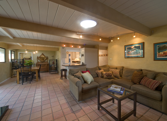 Living Eating  picture - 717 De Soto Dr, Palo Alto 94303