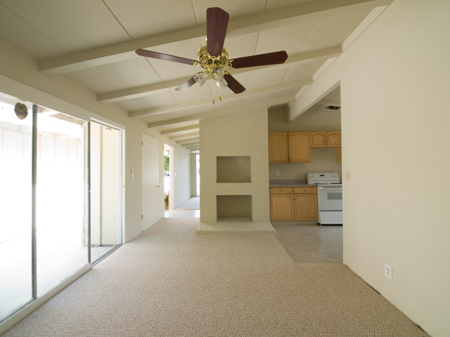 Family Room picture - 19070 Meiggs Ln, Cupertino 95014