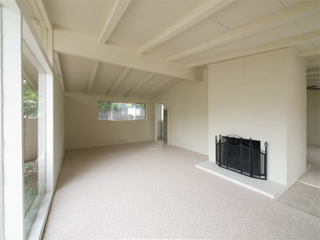 Living Room  picture - 19070 Meiggs Ln, Cupertino 95014