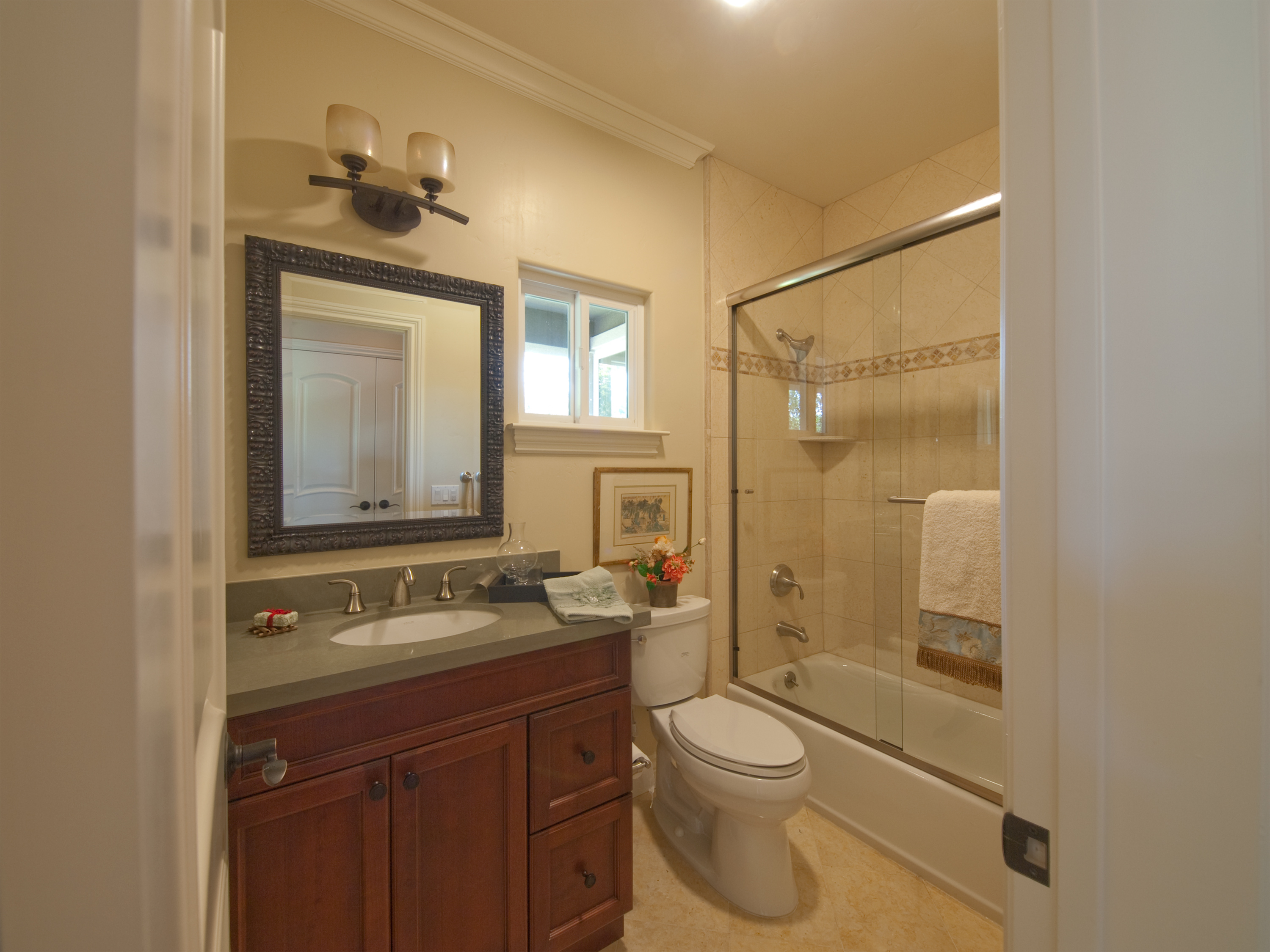 3106 David Ave, Palo Alto 94303 - Bathroom 2 