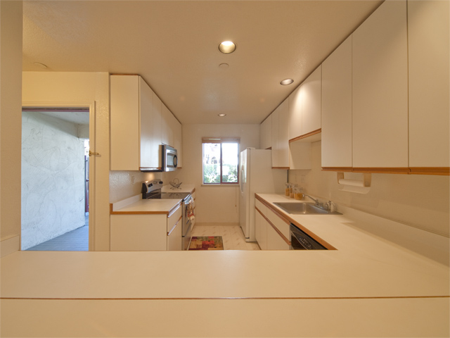 Kitchen picture - 4155 El Camino Way, Unit B, Palo Alto 94306