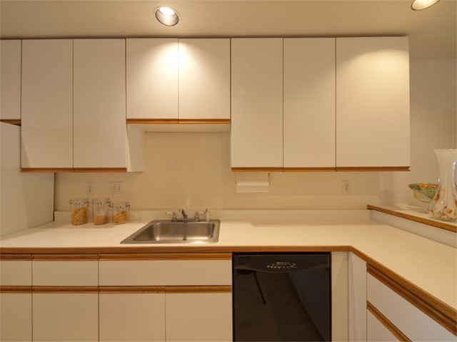 Kitchen picture - 4155 El Camino Way, Unit B, Palo Alto 94306