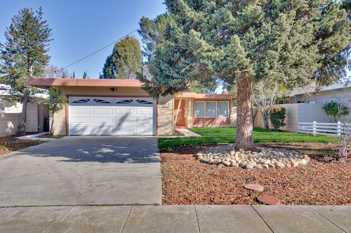 Front picture - 4235 Ruthelma Ave, Palo Alto 94306