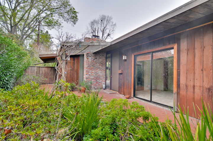 Front picture - 281 Carolina Ln, Palo Alto 94306