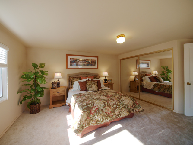 Bedroom 1 (C) picture - 1540 Escobita Ave, Palo Alto 94306