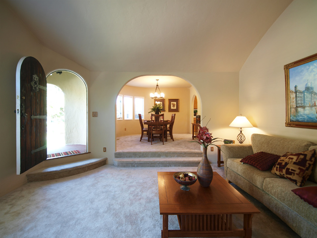 Living Room (C) picture - 1540 Escobita Ave, Palo Alto 94306