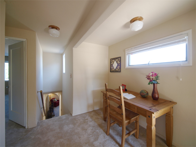 Upstairs Landing  picture - 1540 Escobita Ave, Palo Alto 94306