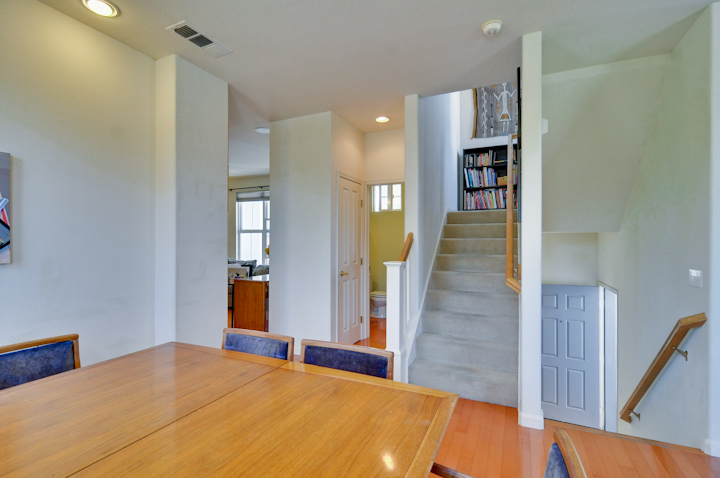 Dining Room picture - 127 Montelena Ct, Mountain View 2010