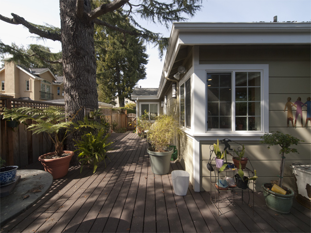 Deck picture - 932 Boyce Ave, Palo Alto 94301