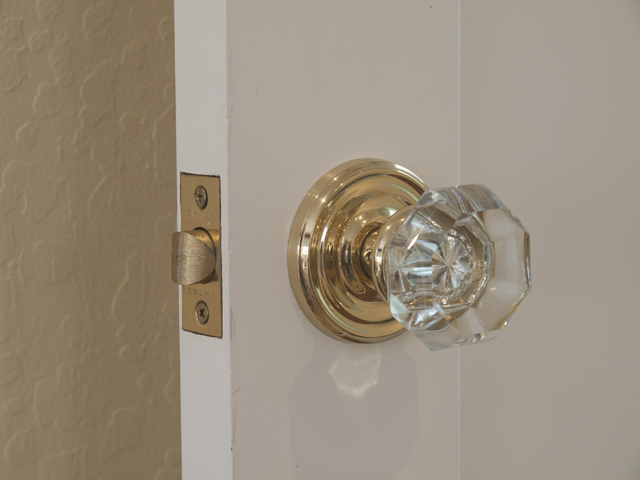 Door Knob picture - 932 Boyce Ave, Palo Alto 94301