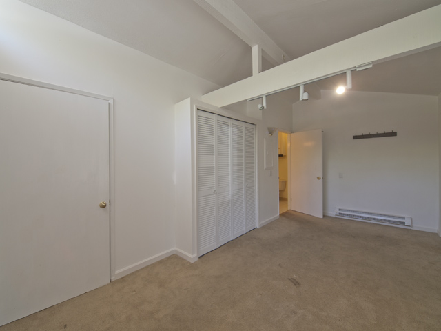 Playroom Bedroom 3 picture - 2131 Hanover St, Palo Alto 94306