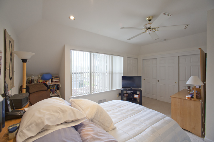 Bedroom 3 picture - 553 Suzanne Ct, Palo Alto 94306