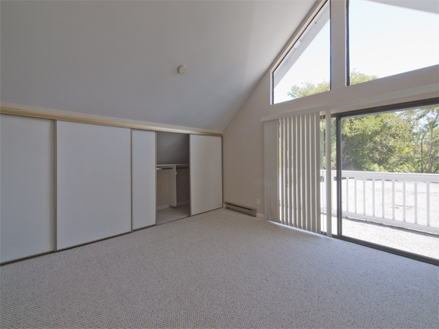 Bedroom 1 picture - 461 W Meadow, Palo Alto 94306