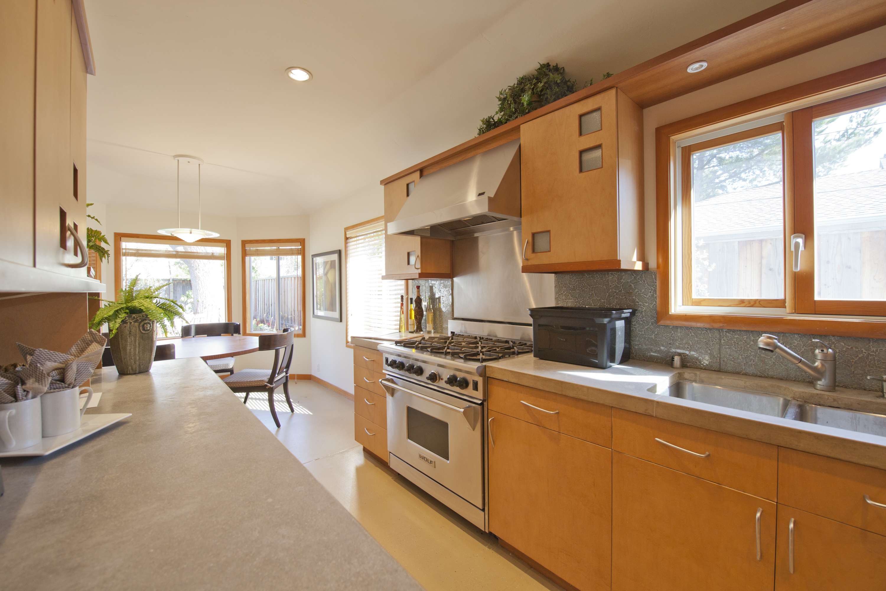 3245 Bryant St, Palo Alto 94303 - Kitchen (C)