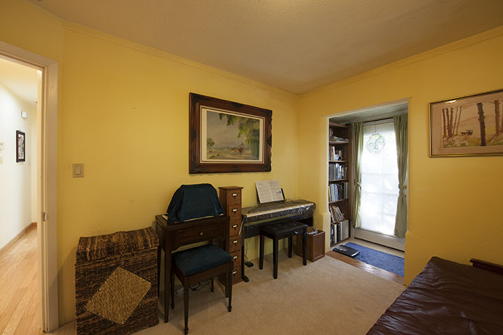 Bedroom 1 picture - 190 E Middlefield Rd, Mountain View 94043