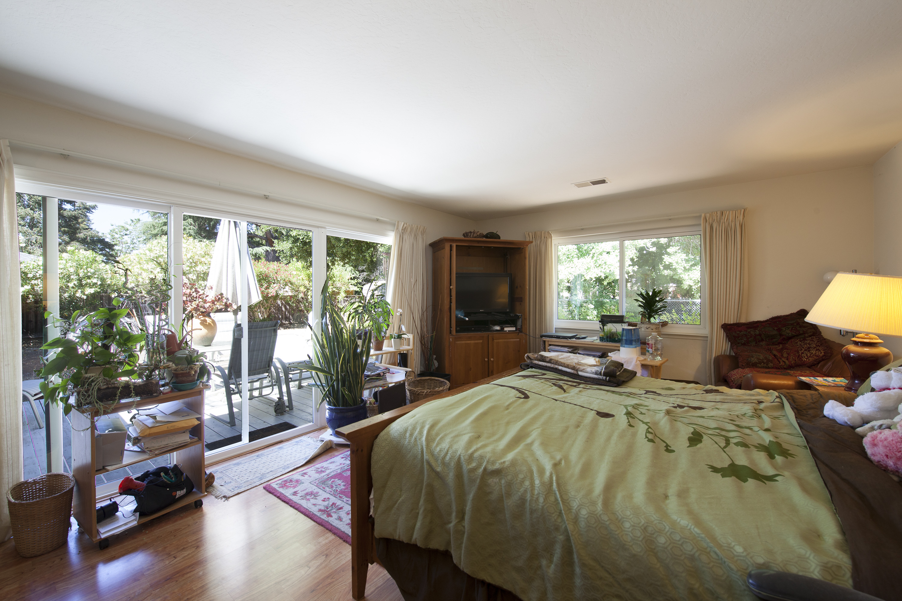 1085 Golden Way, Los Altos 94024 - Family Guest Bedroom (B)