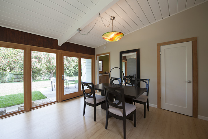 Dining Area picture - 3545 Ramona St, Palo Alto 94306