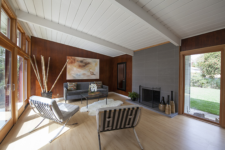 Living Room picture - 3545 Ramona St, Palo Alto 94306
