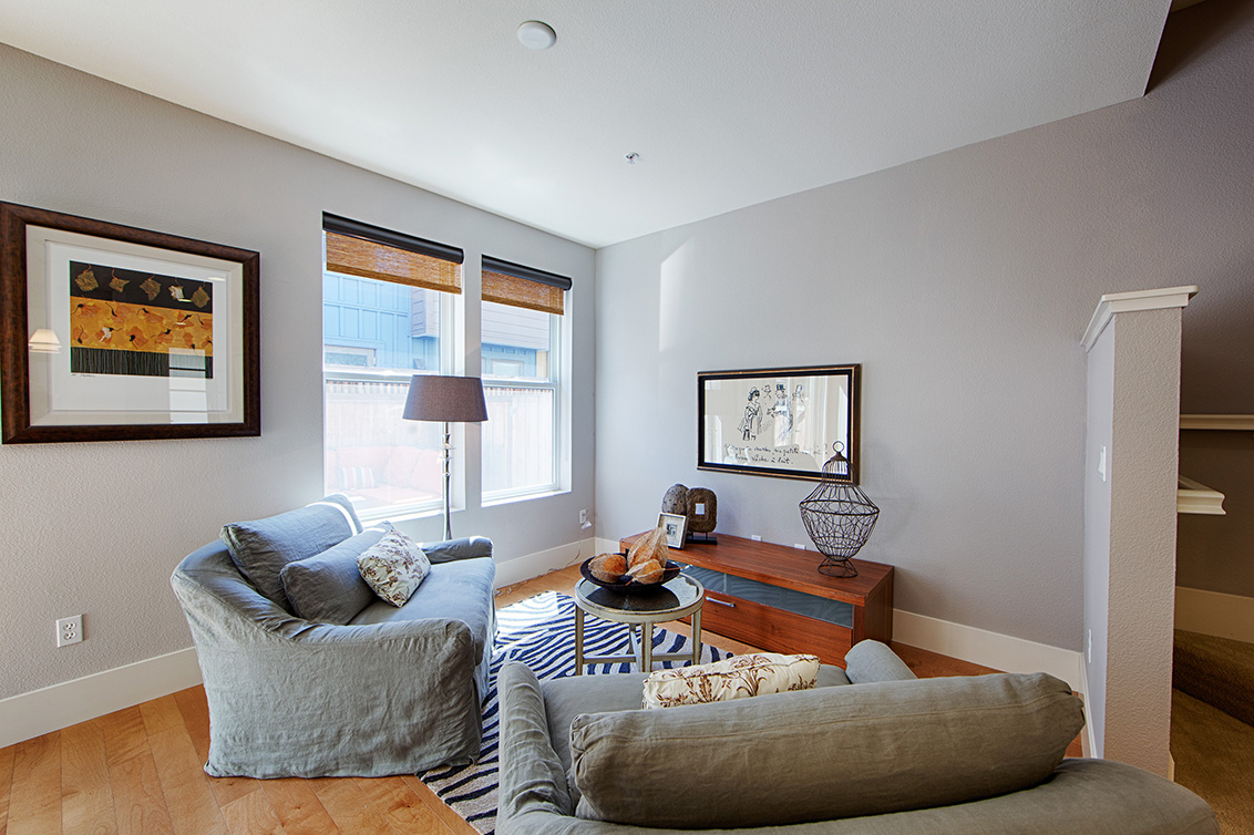 Family Room (B) picture - 823 Altaire Walk, Palo Alto 94303