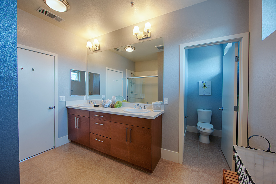 Master Bath (C) picture - 823 Altaire Walk, Palo Alto 94303
