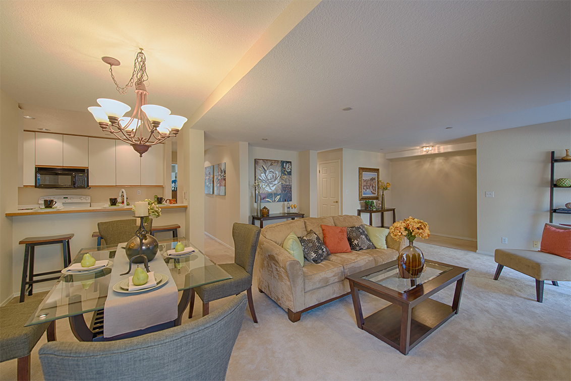 Dining Area picture - 4159 El Camino Way, Unit B, Palo Alto 94306