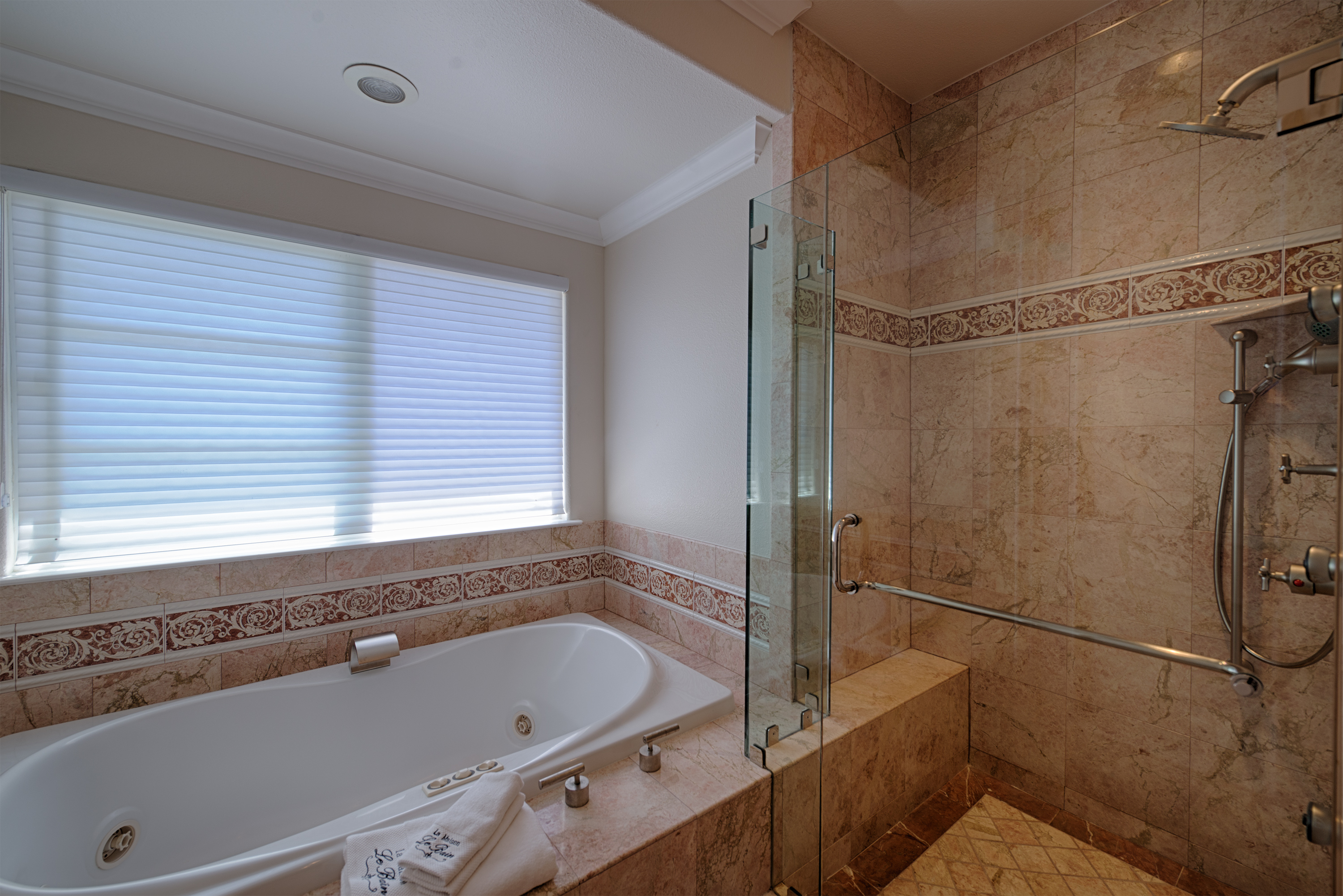 763 Florales Dr, Palo Alto 94306 - Master Bath (B)