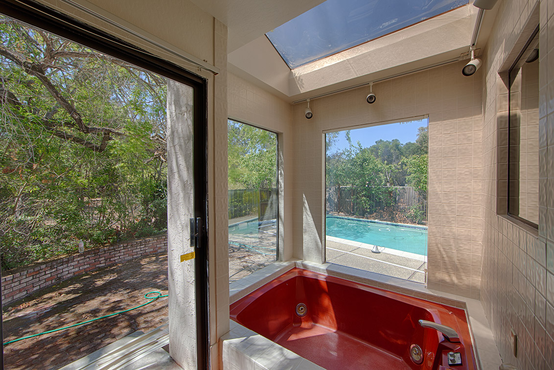 Master Bath picture - 524 Gerona Rd, Stanford 94305
