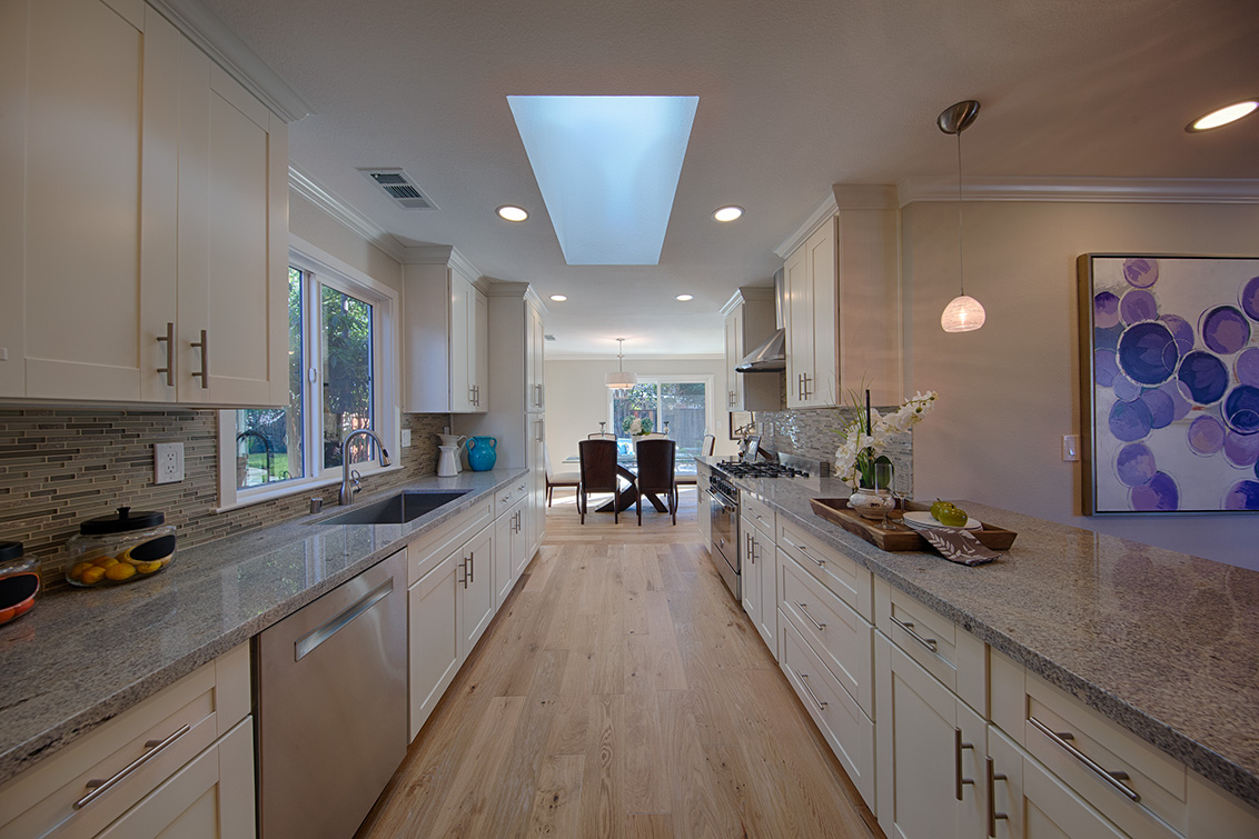 Kitchen (C) picture - 7778 Lilac Way, Cupertino 95014