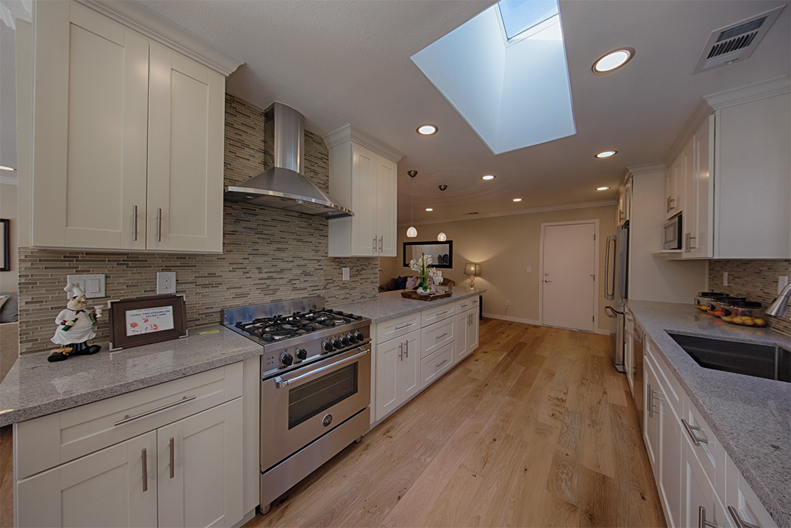 Kitchen (D) picture - 7778 Lilac Way, Cupertino 95014