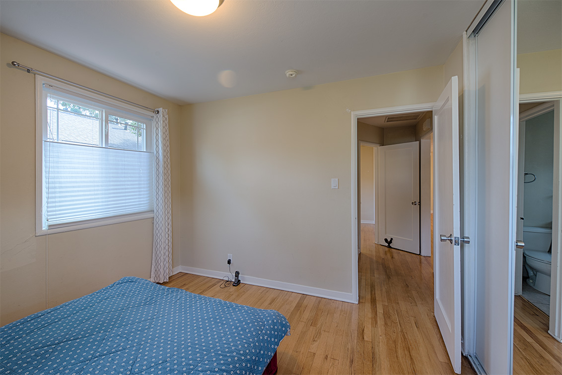 Bedroom 4 picture - 601 Matadero Ave, Palo Alto 94306