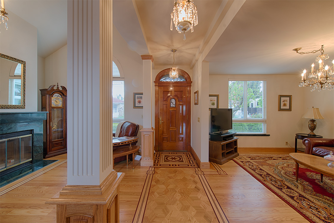 Entrance (C) Picture - 83 Orchard Ave, Redwood City 94061 Entrance (C) picture - 83 Orchard Ave, Redwood City 94061