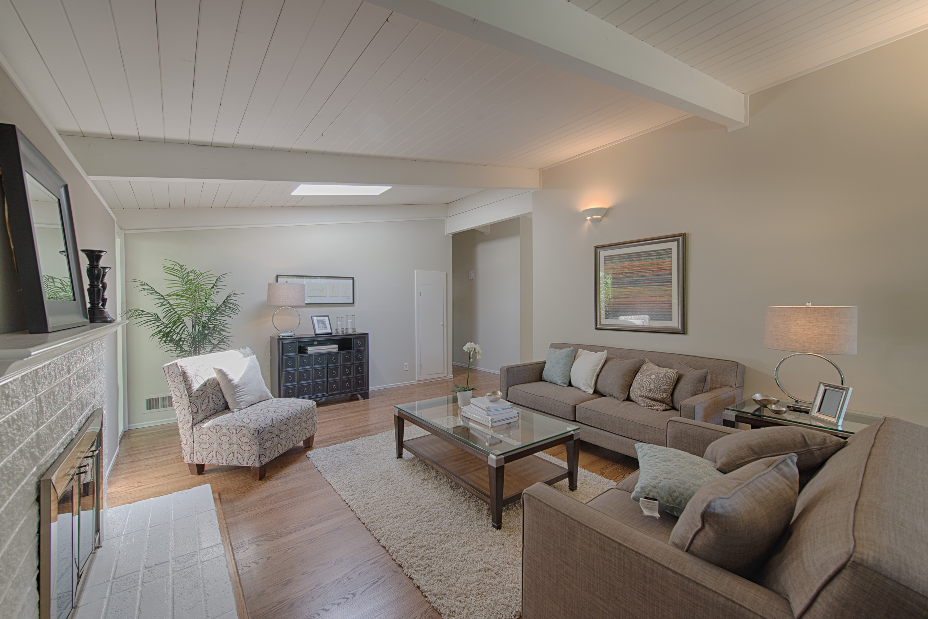 3815 Ross Rd, Palo Alto 94303 - Living Room (C)