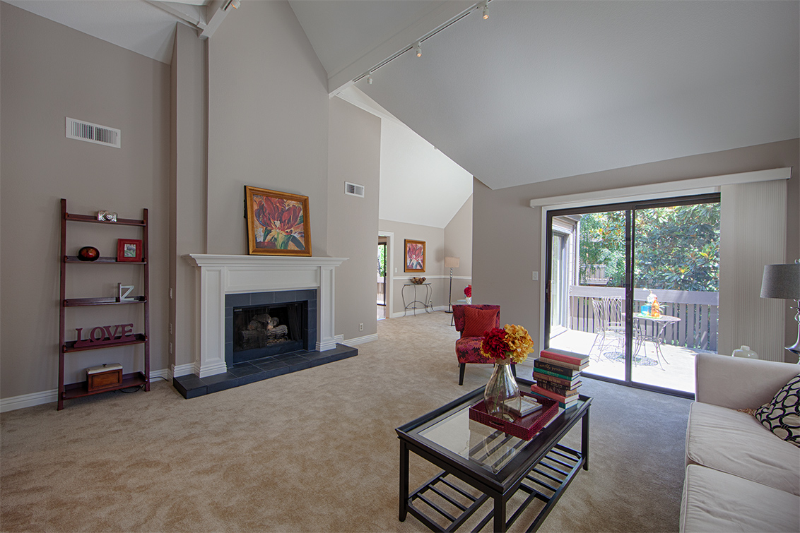 Living Room picture - 4152 Thain Way, Palo Alto 94306
