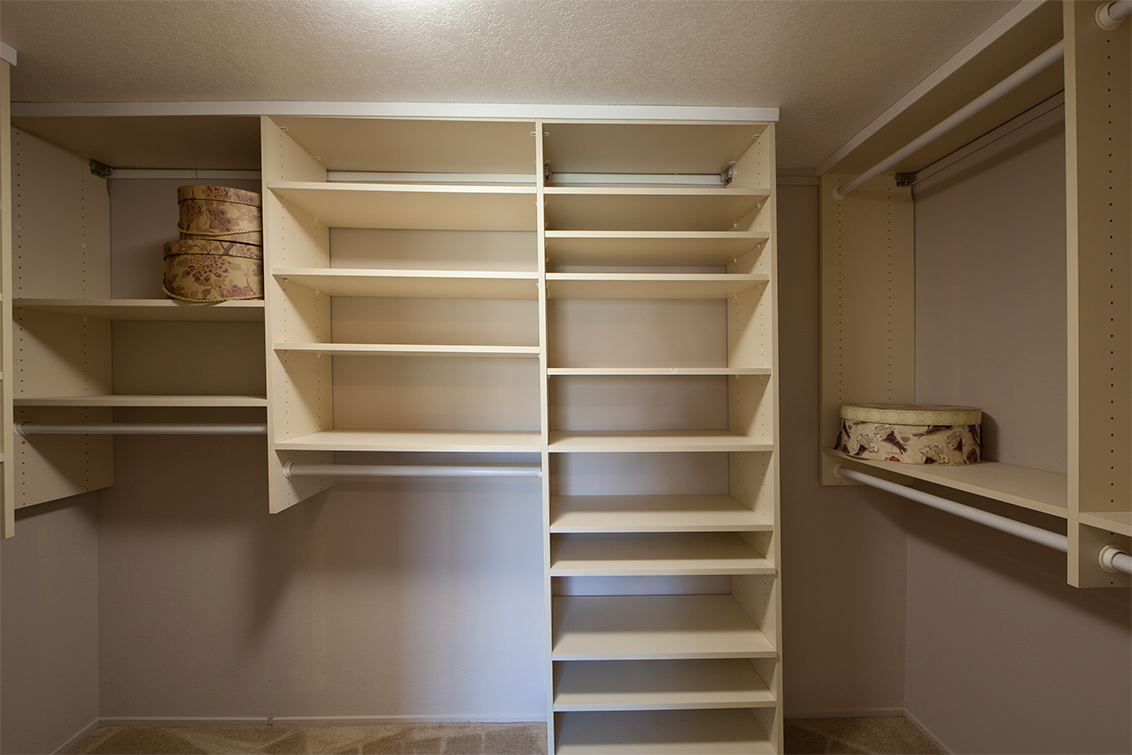 Master Closet picture - 4152 Thain Way, Palo Alto 94306