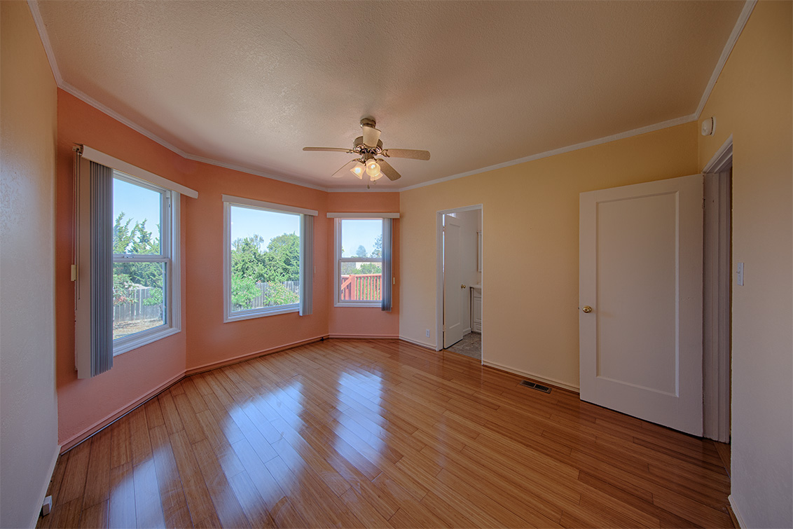 Master Bedroom picture - 150 Hazel Ave, Millbrae 94030