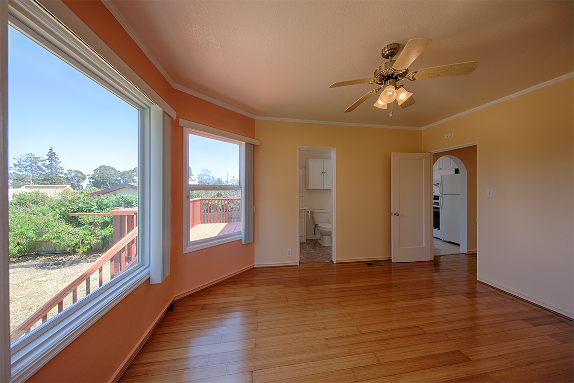 Master Bedroom picture - 150 Hazel Ave, Millbrae 94030
