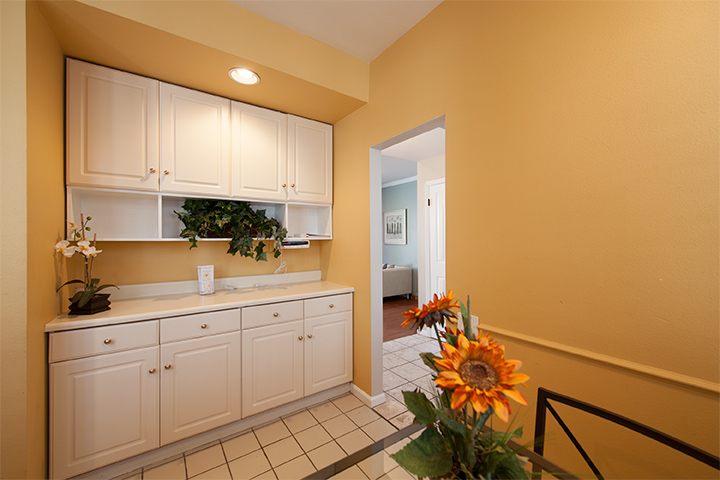 Breakfast Pantry picture - 405 Mendocino Way, Redwood Shores 94065