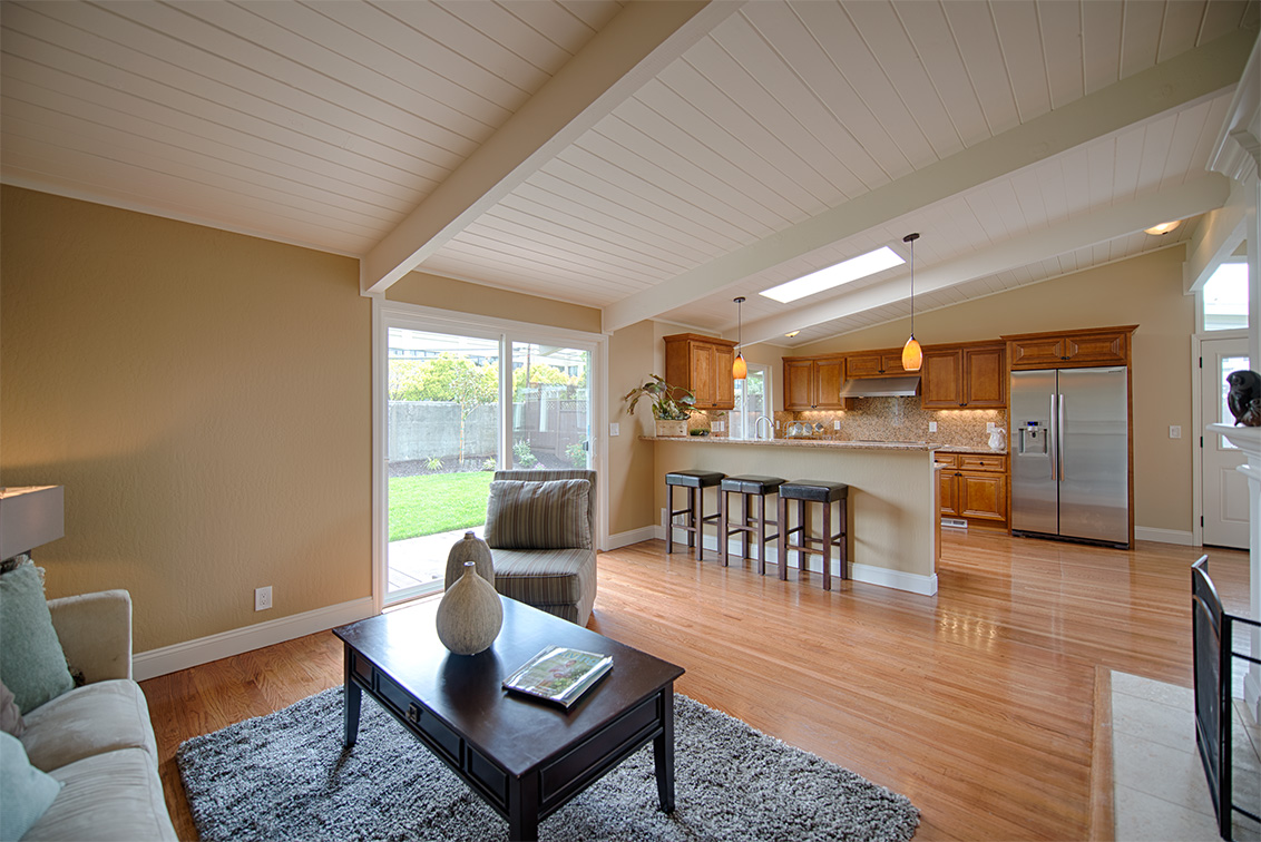 Family Room picture - 3851 Nathan Way, Palo Alto 94303