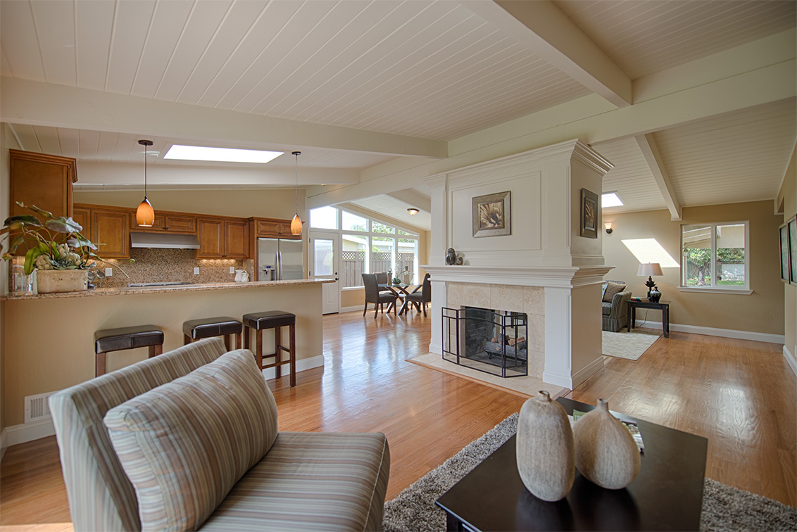 Family Room picture - 3851 Nathan Way, Palo Alto 94303