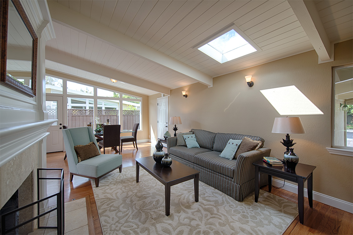 Living Room picture - 3851 Nathan Way, Palo Alto 94303