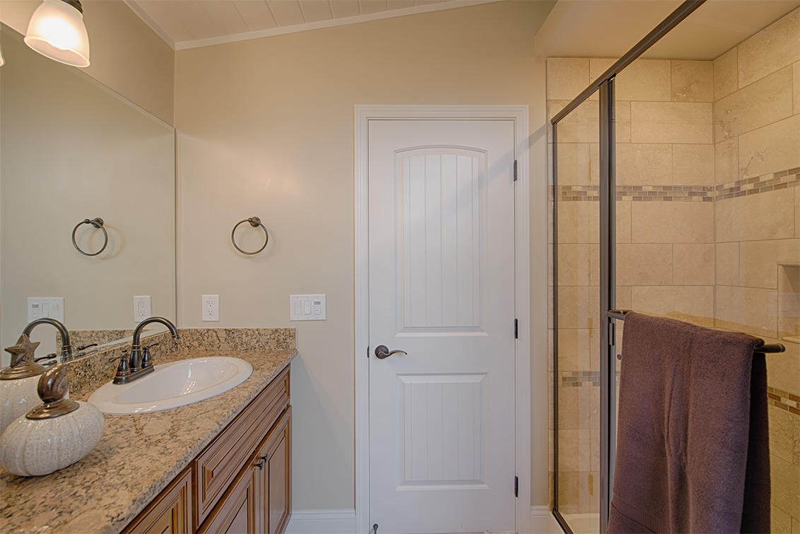 Master Bath picture - 3851 Nathan Way, Palo Alto 94303