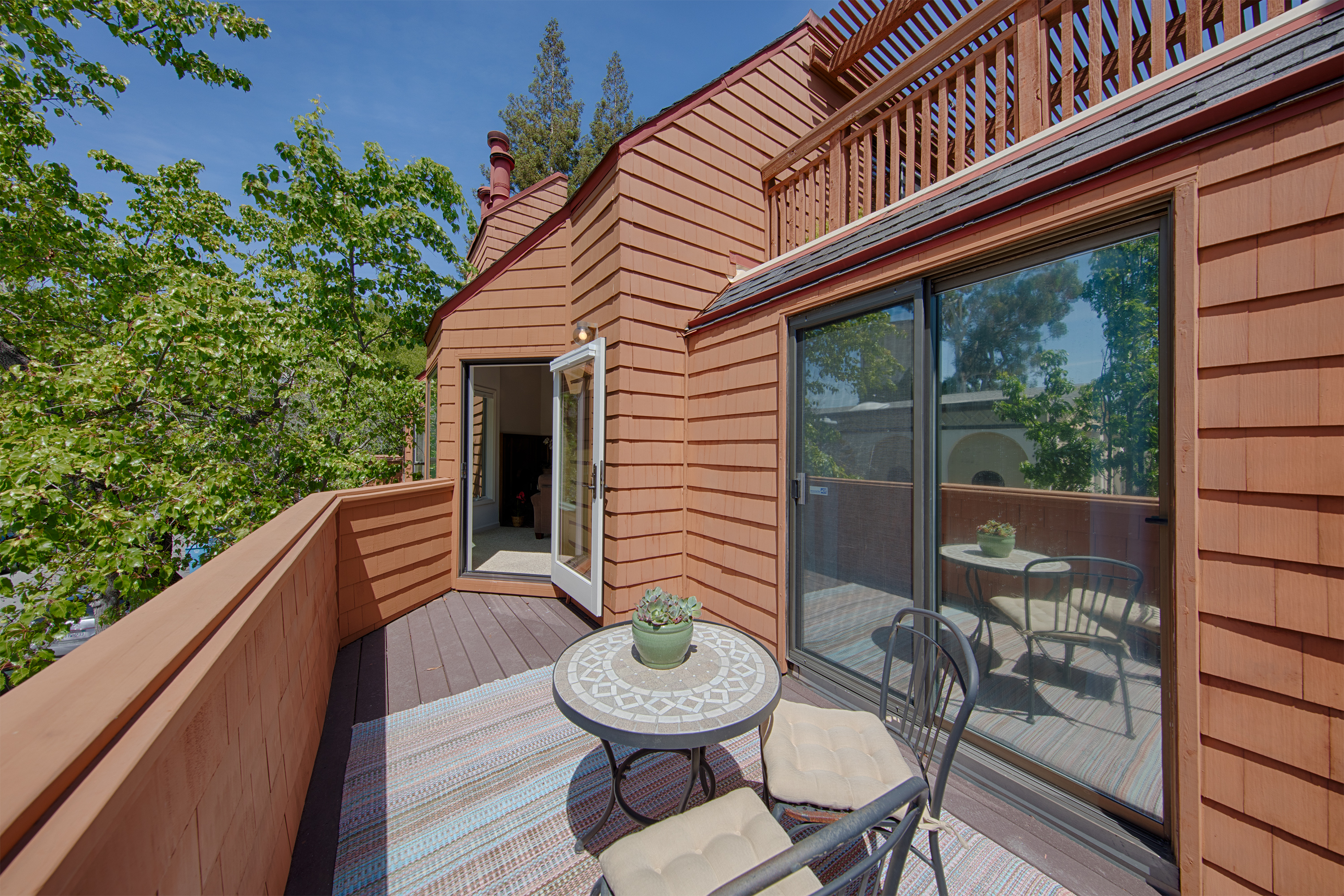 229 High St, Palo Alto 94301 - Balcony (B)