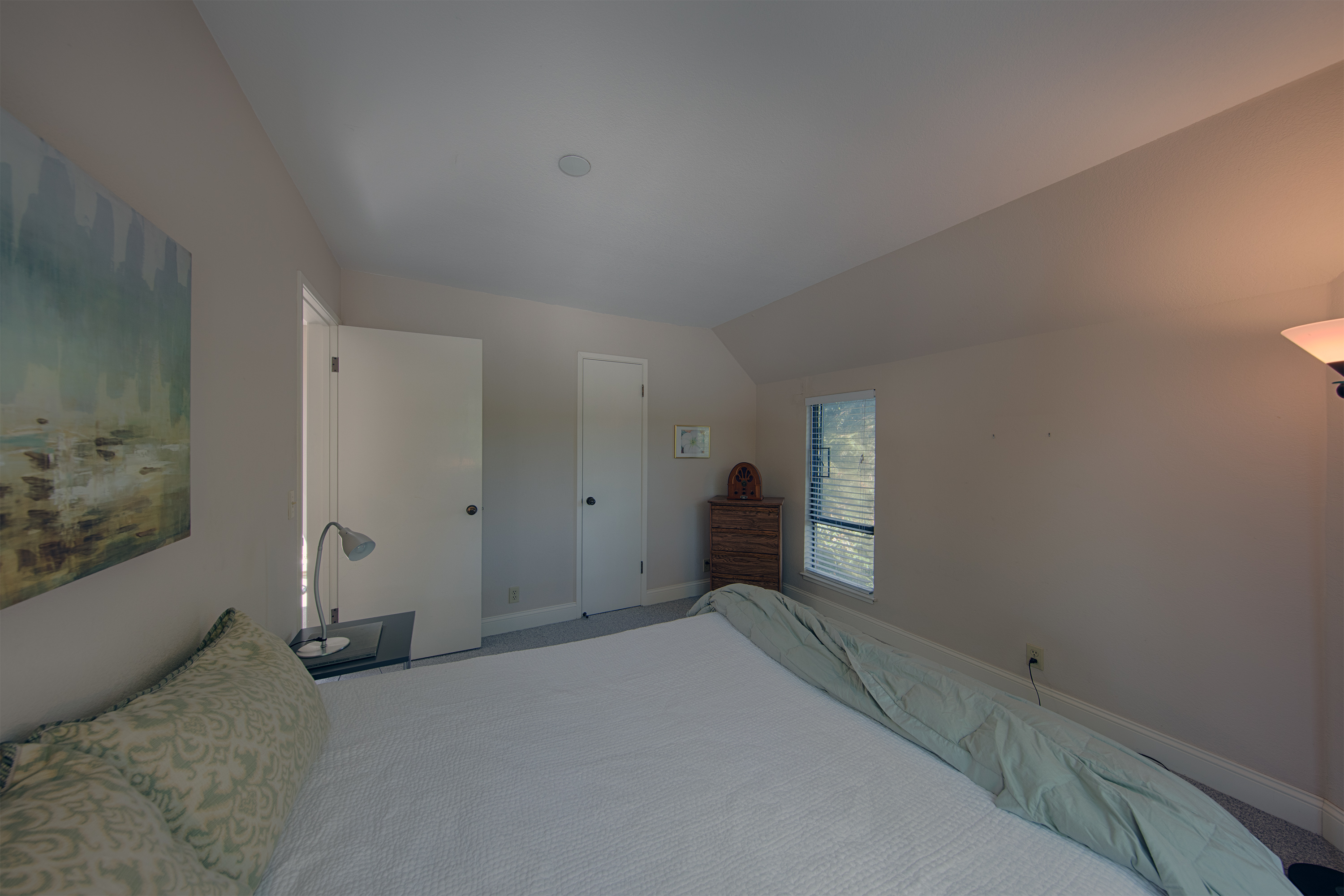 229 High St, Palo Alto 94301 - Guest Suite Bed1 (B)