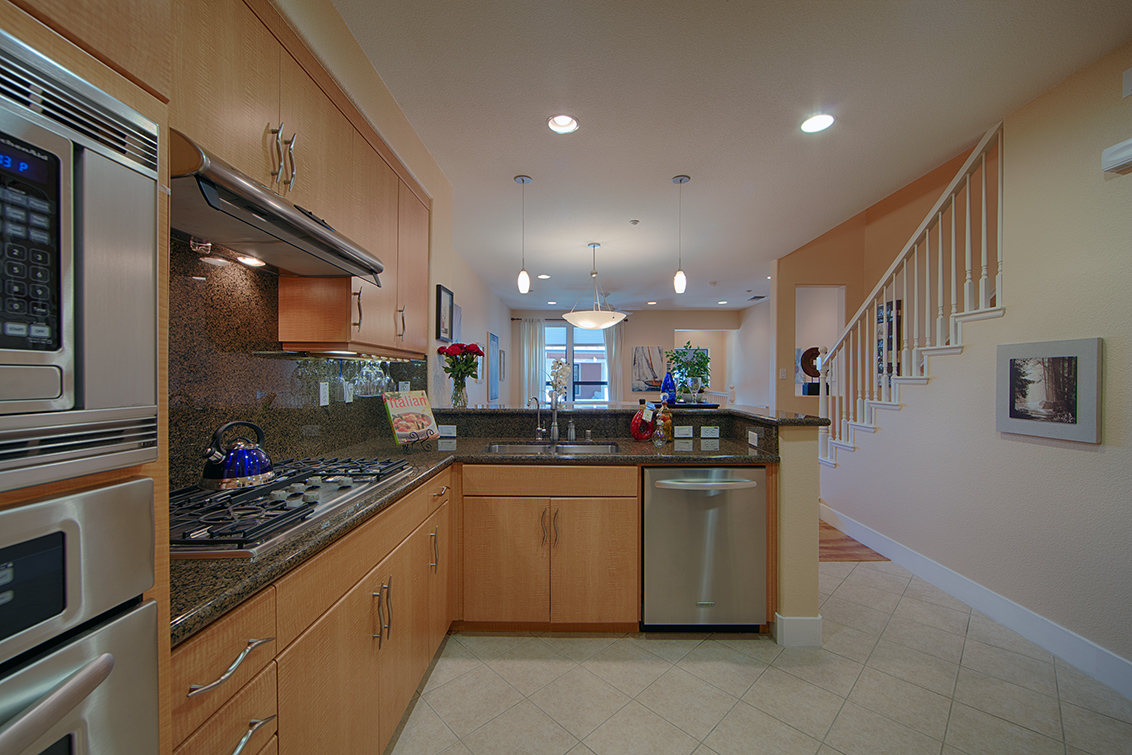 Kitchen (C) picture - 4245 Rickeys Way #I, Palo Alto 94306