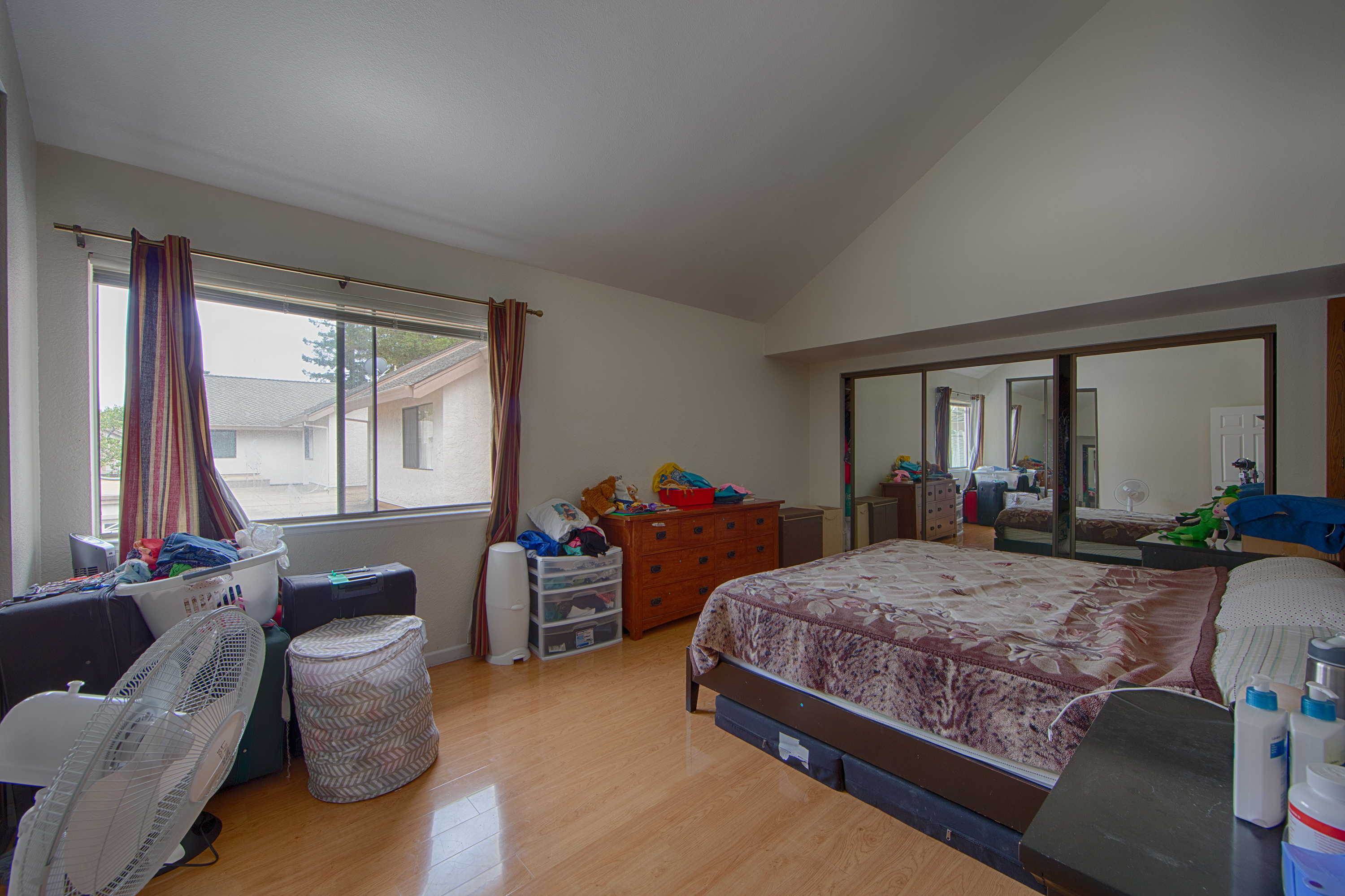 406 Hogarth Ter, Sunnyvale 94087 - Master Bedroom (A)