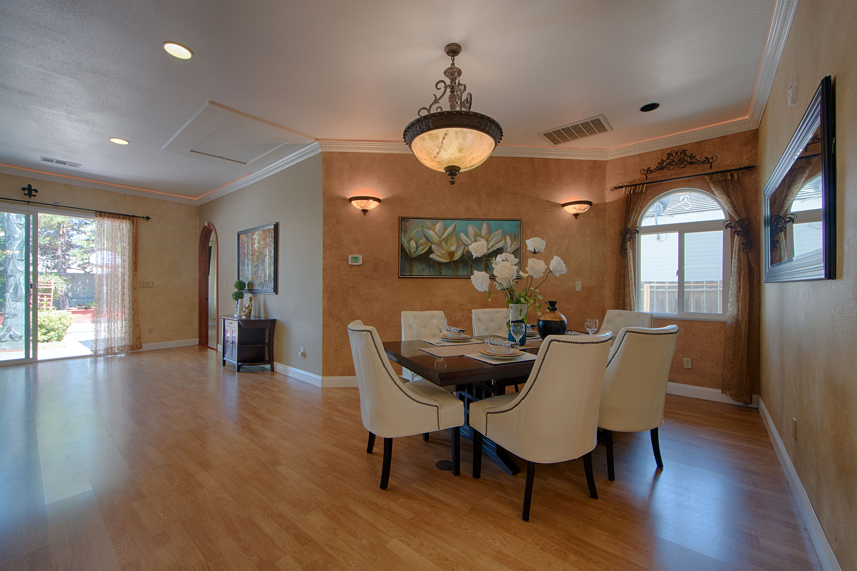 20599 Scofield Dr, Cupertino 95014 - Dining Room (A)