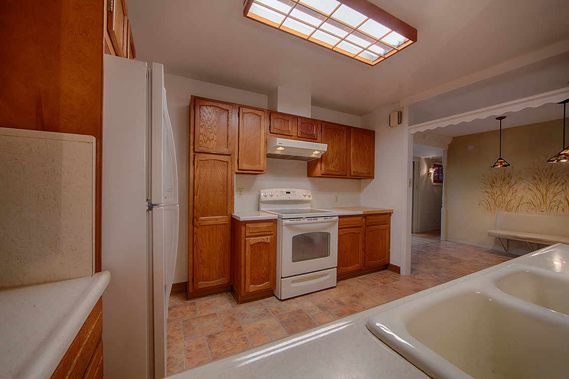 Kitchen (D) Picture - 3111 Cowper St, Palo Alto 94306 Kitchen (D) picture - 3111 Cowper St, Palo Alto 94306
